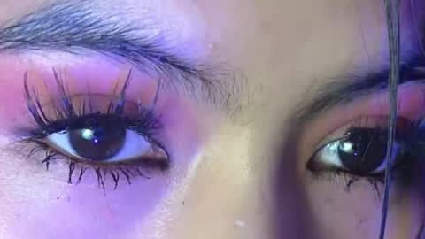 ss  online show from February 25, 9:07 pm