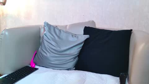 lisse_palmerr online show from October 22, 3:31 am