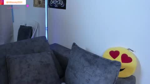 little__ammy online show from June 19, 11:11 pm
