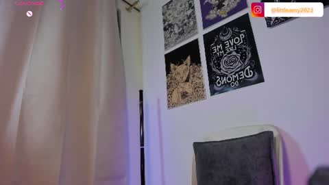 little__ammy online show from July 25, 4:32 am