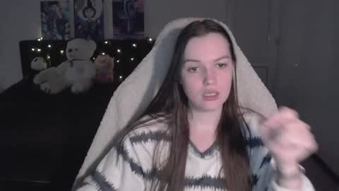 little__flowers online show from February 8, 11:24 am