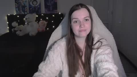 little__flowers online show from December 21, 8:43 am