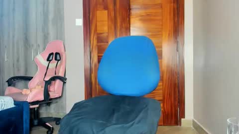 little_africa online show from April 6, 7:20 am