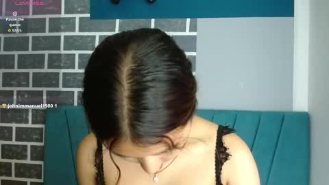 Snapshot of little_annee chatting on September 30, 2:11 am little_annee online show from September 30, 2:11 am