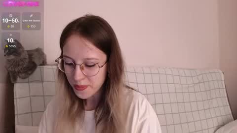 little_bliss online show from November 21, 12:08 am