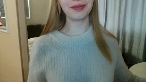 Snapshot of little_mariaa chatting on October 2, 2:16 pm Maria online show from October 2, 2:16 pm