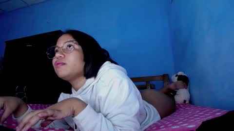 little_onixxx online show from September 28, 11:52 am