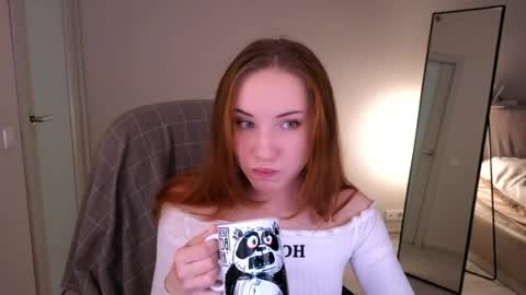 little_pretty_woman online show from April 14, 6:22 pm