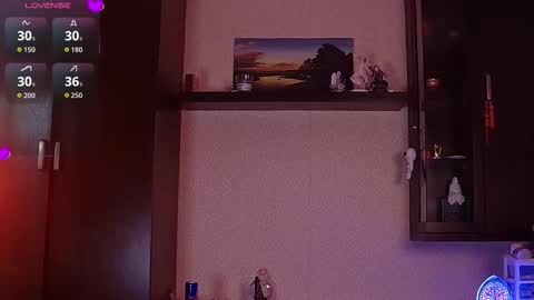 Snapshot of little_witch_sofia chatting on October 26, 8:19 pm Sofia online show from October 26, 8:19 pm
