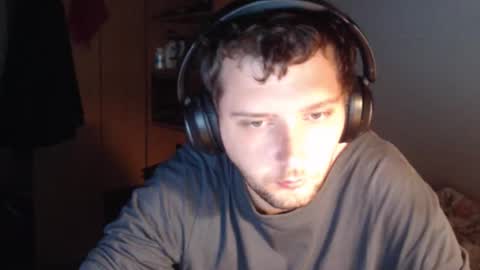 littlealien7 online show from February 13, 12:19 pm