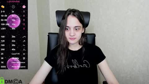 littleashleyy online show from February 20, 8:22 pm