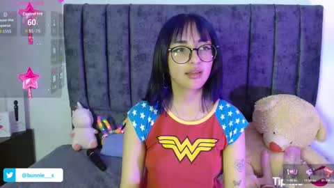 Snapshot of littlee__bunny chatting on October 8, 11:05 am your little bunny online show from October 8, 11:05 am