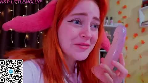 Molly online show from May 26, 1:34 am