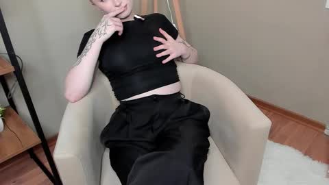 Christie online show from February 26, 10:29 am