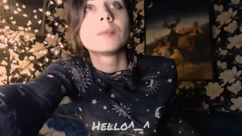 Snapshot of littlehappines chatting on December 4, 9:51 pm littlehappines online show from December 4, 9:51 pm