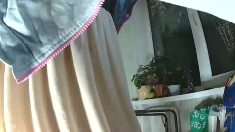 littlehappines online show from March 4, 7:44 pm