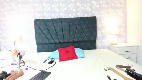 Litllekloe online show from October 9, 9:53 pm