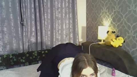 littlel1ss online show from October 8, 12:40 am