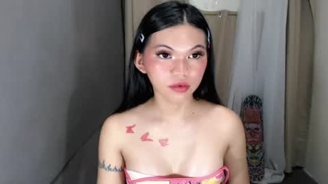 littlelace_ online show from July 2, 3:23 am