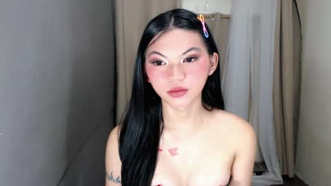 littlelace_ online show from July 21, 12:23 am