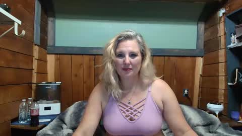 lisanixs online show from May 31, 3:27 am