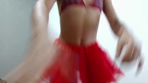 Snapshot of littlemia_777 chatting on February 22, 5:02 am  Mia online show from February 22, 5:02 am