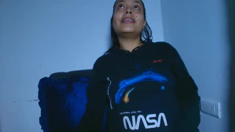 Snapshot of littlemodel chatting on September 25, 10:39 pm Juana     1pm to 8pm Colombian time  online show from September 25, 10:39 pm