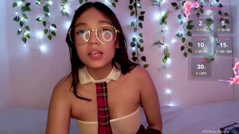 Snapshot of littlemoon0622 chatting on October 7, 10:39 pm Moon online show from October 7, 10:39 pm