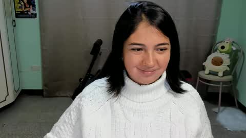 Snapshot of littleprety6969 chatting on October 22, 3:42 am Mia Wednesday to Sunday 730 am to 1030 am Colombian Hour D online show from October 22, 3:42 am
