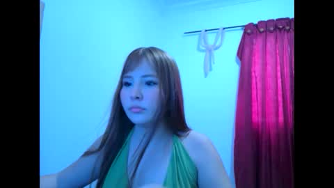 Littleredridinghoodandthes online show from March 13, 10:02 pm