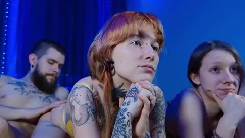 Niki  free tg channel with some photos gifs and info about streams  online show from February 25, 5:08 pm