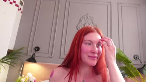 Liv 3 online show from May 9, 3:51 pm
