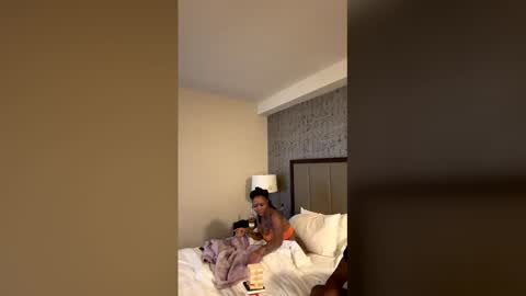 livinglife4life online show from March 7, 5:40 am