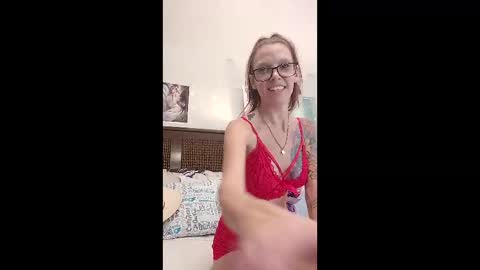 Lilith online show from October 8, 5:02 am