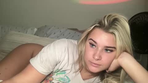 Livvy online show from November 24, 6:06 pm