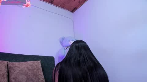 Liz online show from April 18, 4:36 am