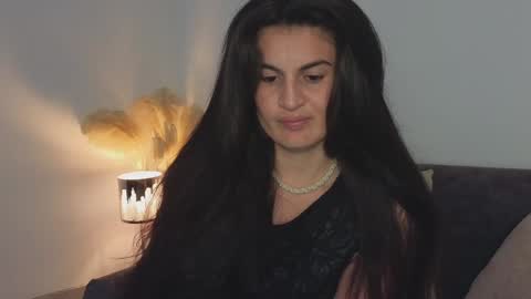 Snapshot of liz_devine chatting on February 2, 6:20 pm liz online show from February 2, 6:20 pm
