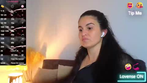 Snapshot of liz_devine chatting on March 4, 9:00 pm liz online show from March 4, 9:00 pm