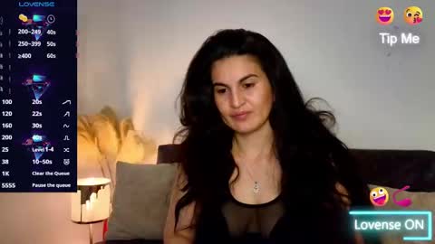 Snapshot of liz_devine chatting on March 10, 1:21 pm liz online show from March 10, 1:21 pm