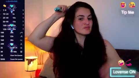 Snapshot of liz_devine chatting on March 10, 6:34 pm liz online show from March 10, 6:34 pm