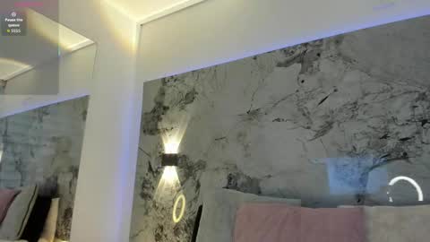 Liz  online show from February 19, 12:04 pm