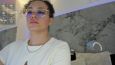 Liz  online show from January 17, 12:03 pm