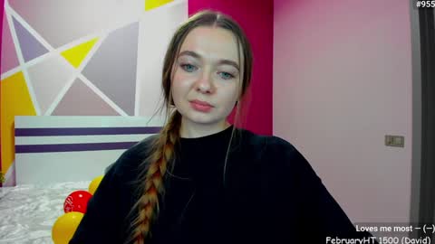 Snapshot of lizaghost chatting on February 4, 12:44 pm Girl next door online show from February 4, 12:44 pm