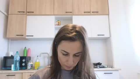 Snapshot of lizalish chatting on January 27, 9:13 am Liza online show from January 27, 9:13 am