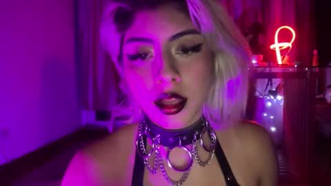 Lizeth online show from February 13, 5:16 am