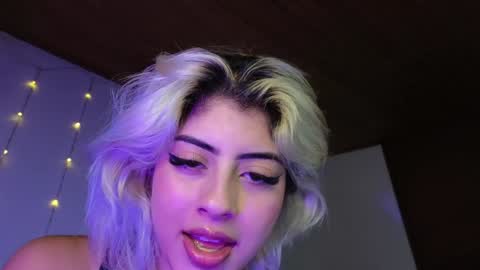 Lizeth online show from February 5, 10:44 pm