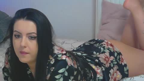 lizasunshine__ online show from December 10, 11:54 am