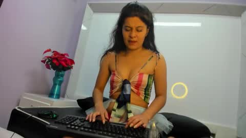 Snapshot of lizeth_garcia_ chatting on September 11, 11:55 am lizeth_garcia_ online show from September 11, 11:55 am
