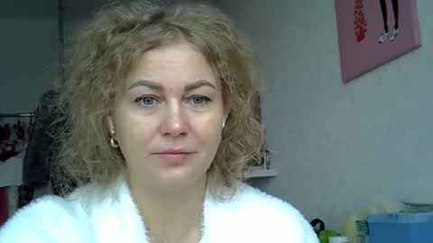 lizy_frau online show from November 17, 9:01 am