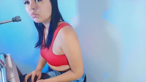 Snapshot of lizz_tender chatting on October 11, 12:10 pm Lizz online show from October 11, 12:10 pm